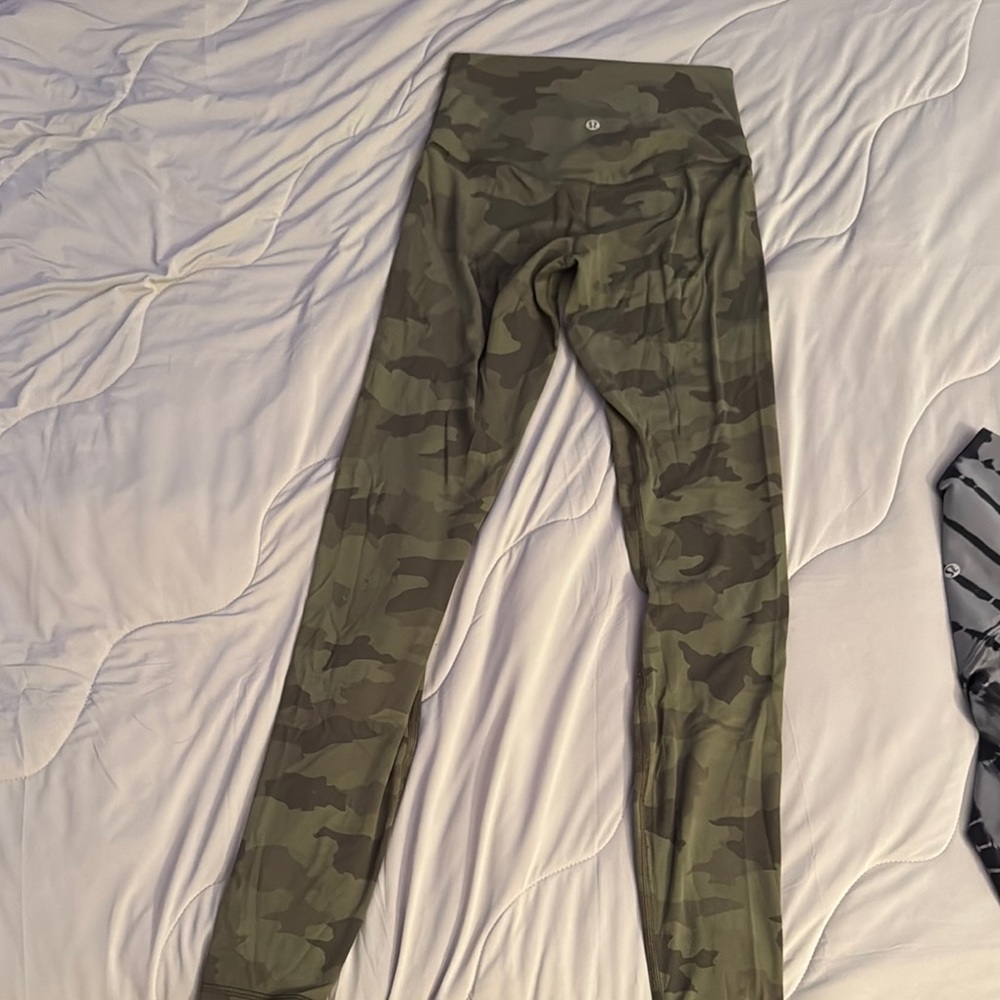 Lululemon Align 28” Camouflage Leggings